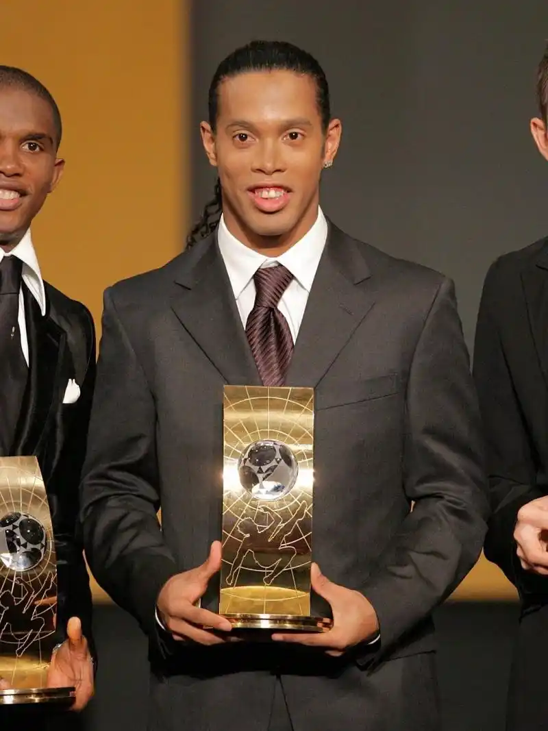 亚马尔以其 亚马尔以其